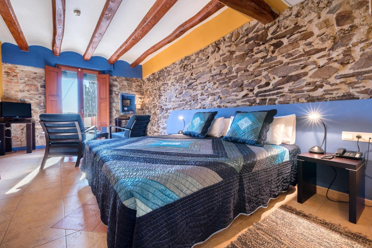 Hotel Cal Llop กราตาญ็อปส์ ภายนอก รูปภาพ